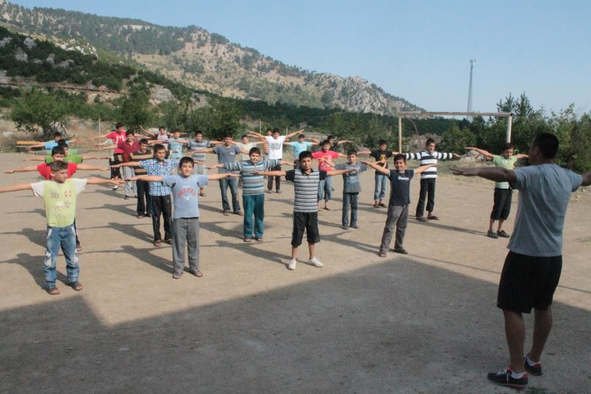 Hem Kur\'an Öğreniyorlar Hem Spor Yapıyorlar
