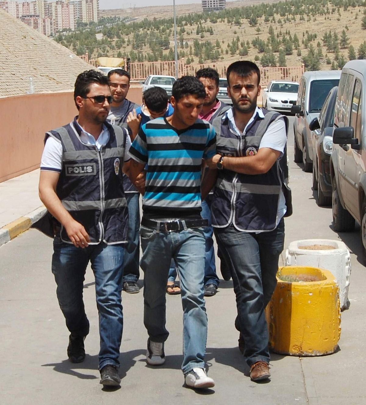 Hırsızlık Olaylarına Karışan 2 Kişi Yakalandı