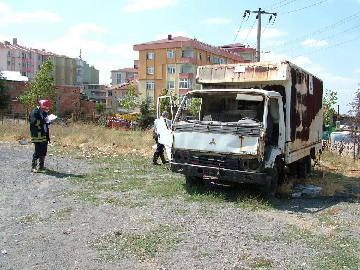 Hurda Kamyonette Yangın