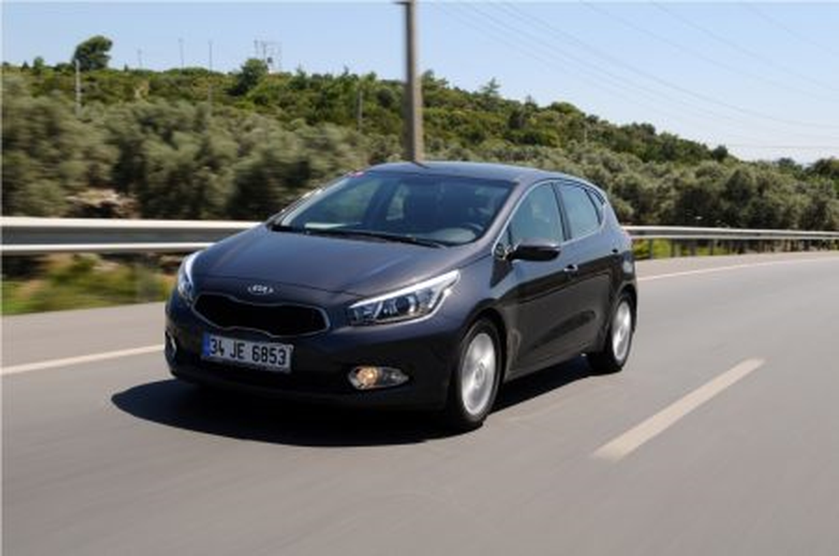 Kia Cee\'d\'lerde 2,000 TLTakas İndirimi