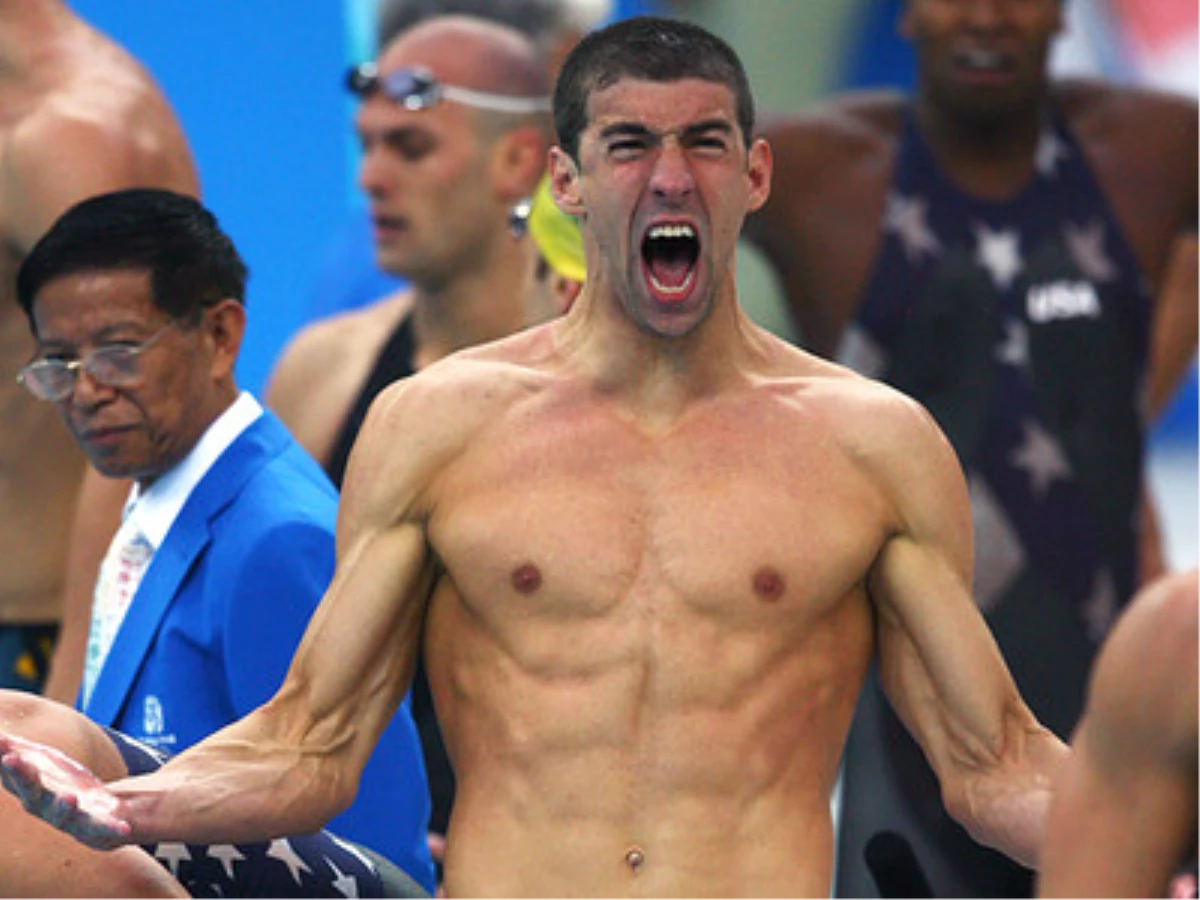 Michael Phelps Güçlükle Finale Kaldı