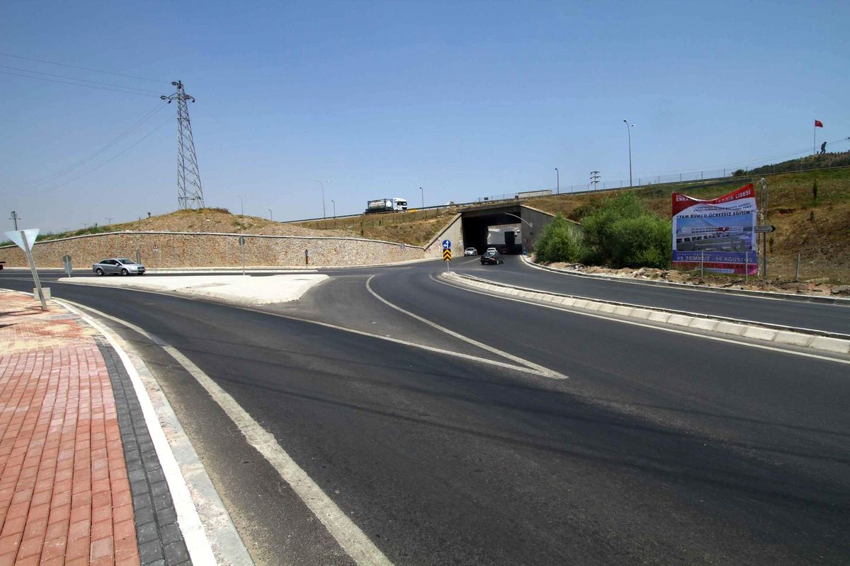 Mutlukent Kavşağı\'nda Trafik Rahatladı