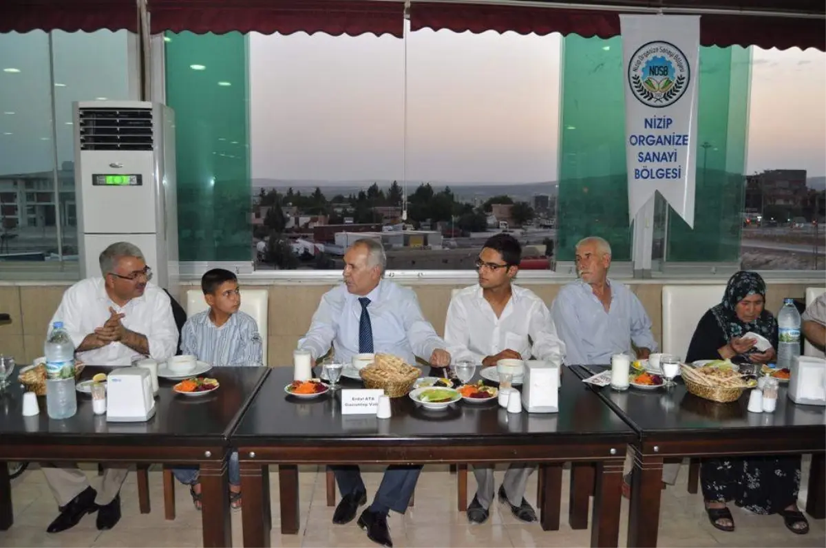 Nizip OBS İftar Yemeği Verdi