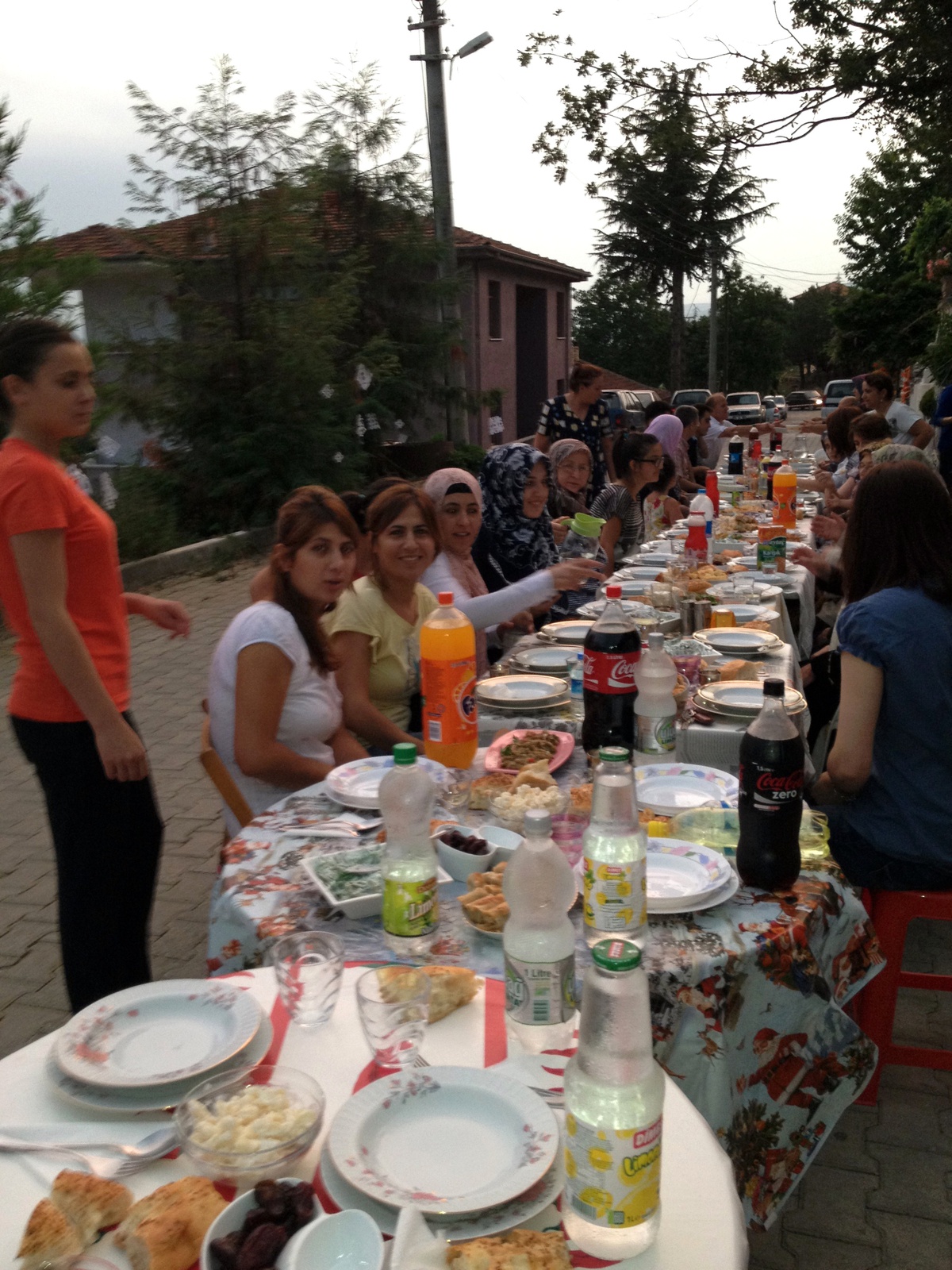 Ramazan Komşuluk İlişkilerini Arttırıyor