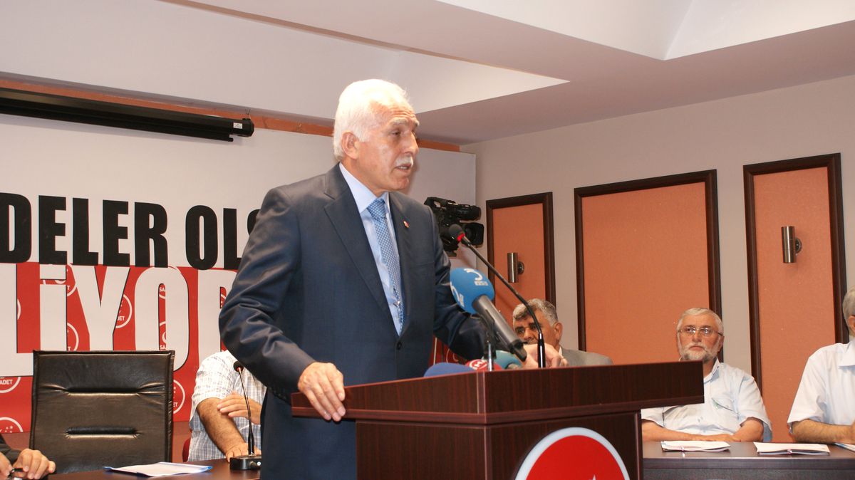 Saadet Partisi Genel Başkanı Kamalak, AK Parti\'ye Kapıları Kapattı
