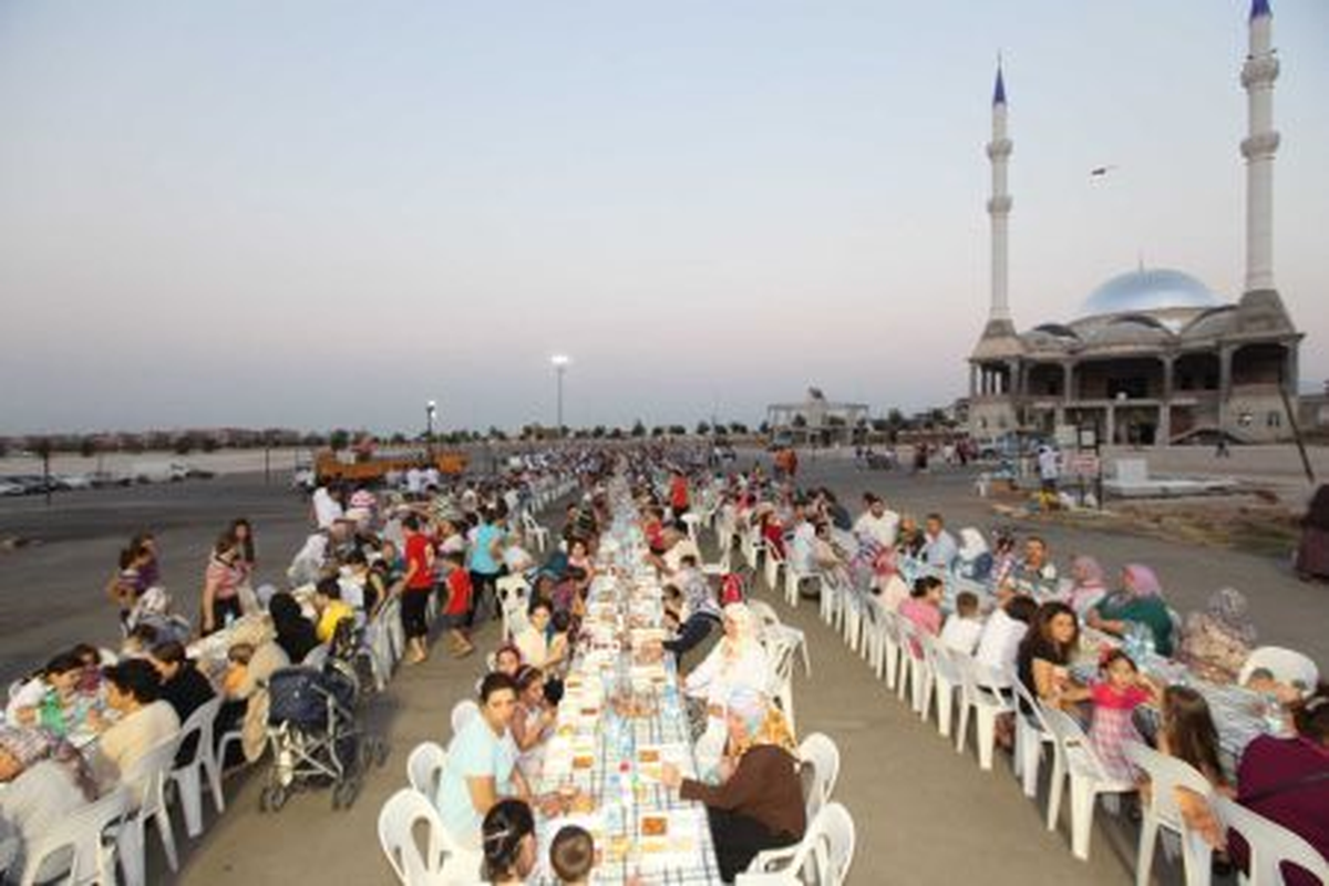 Sanatçı Ahmet Özhan\'dan Muhteşem Konser