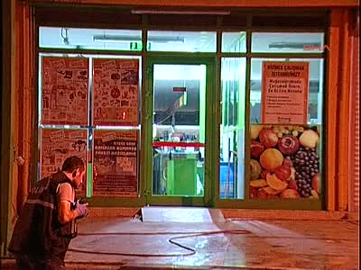 Sancaktepe\'de Ses Bombası Patladı