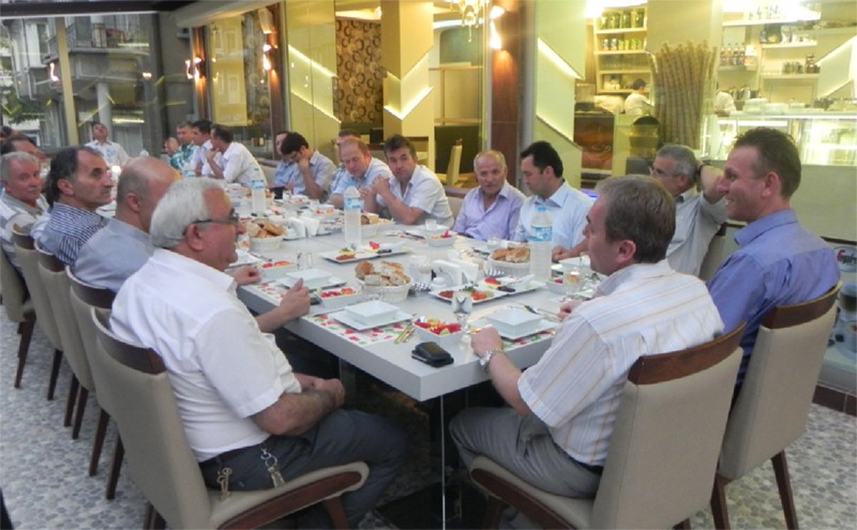 Stk\'lar İftarda Buluştu