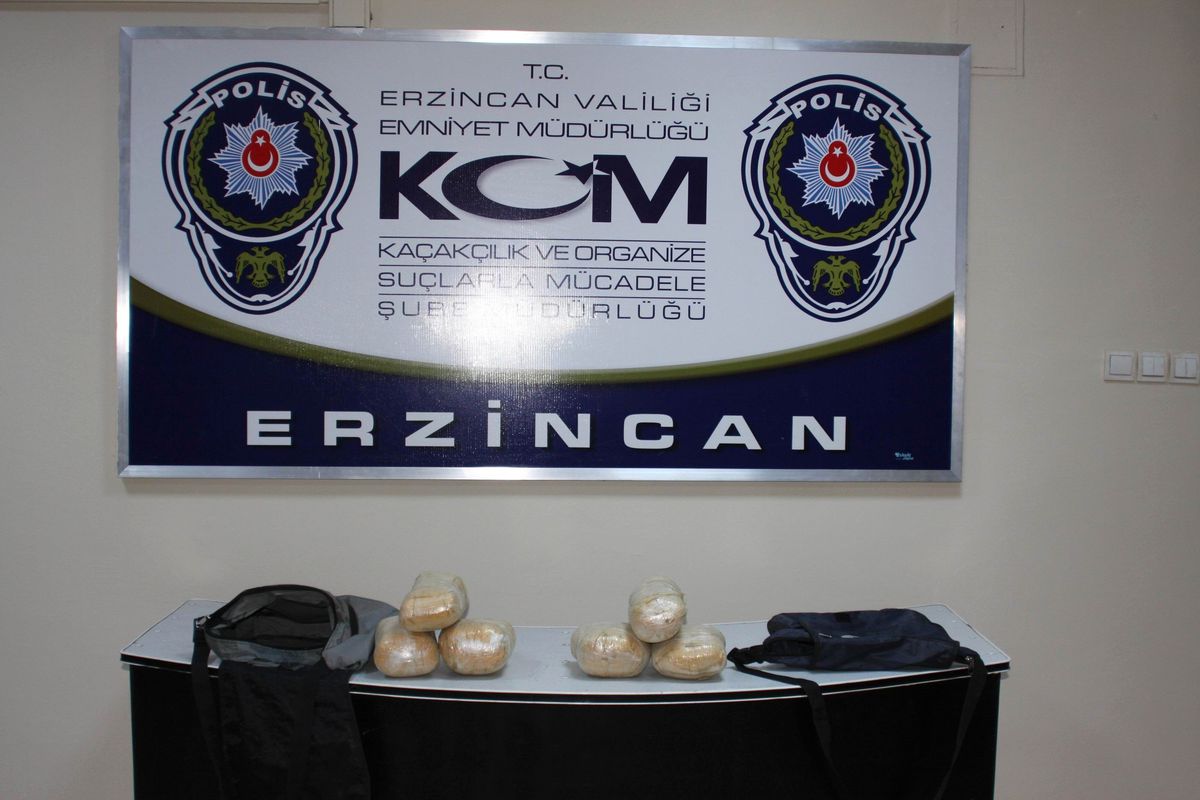 Yolcu Otobüsünden Esrar Çıktı
