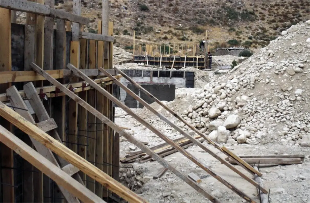 Yukarıköselerli Köprüsü, Mut\'nun Köylerini Çevre İllere Bağlayacak