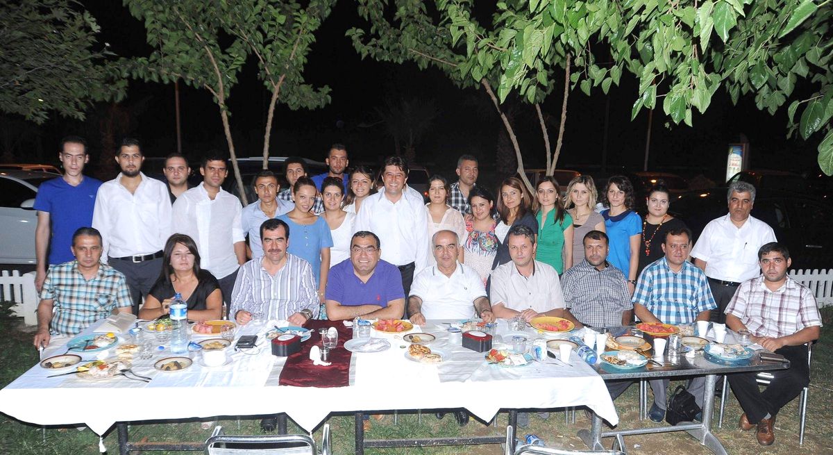 Ak Gençlerden Vefa Örneği