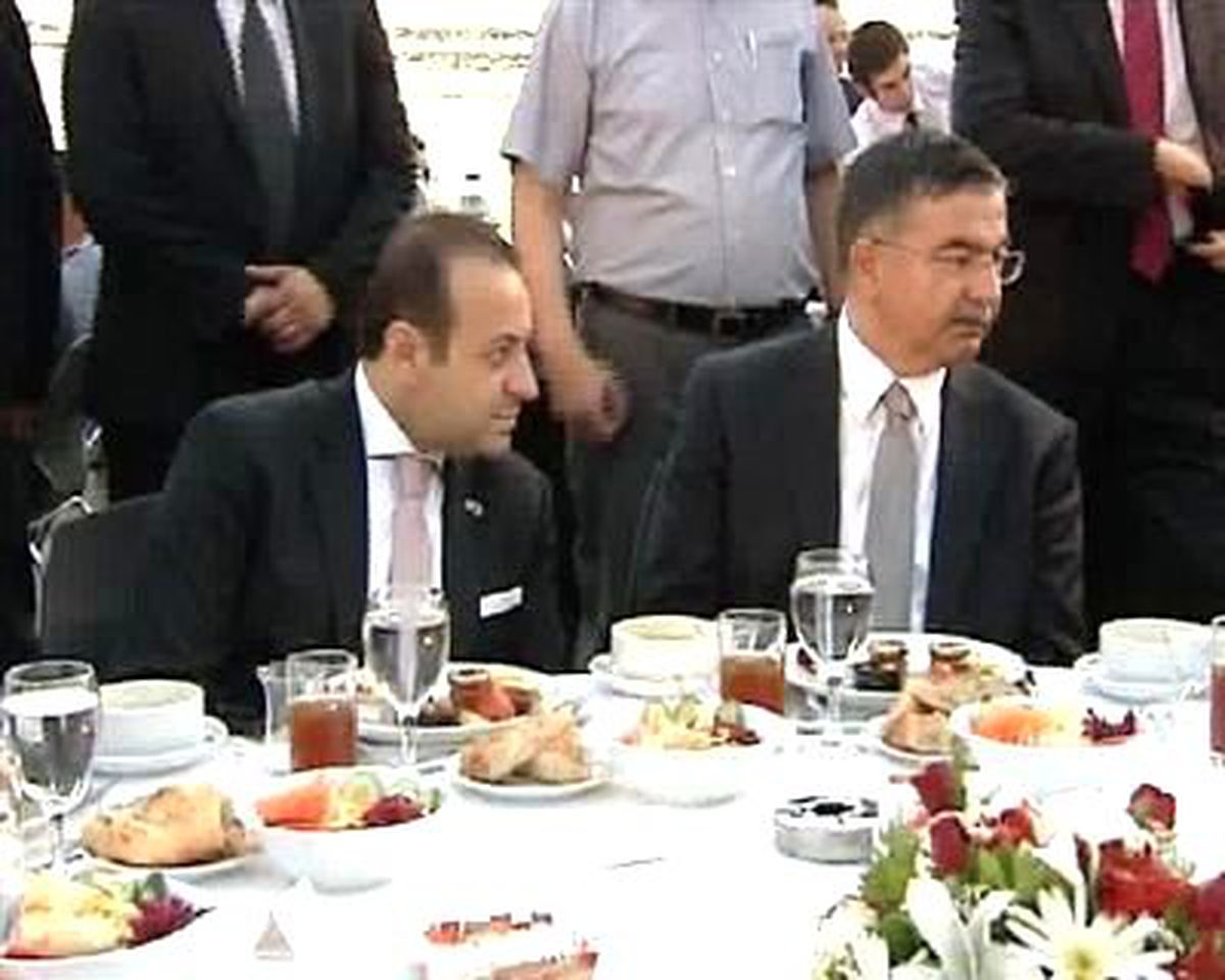 Sivas Platformu İftarında İki Bakan