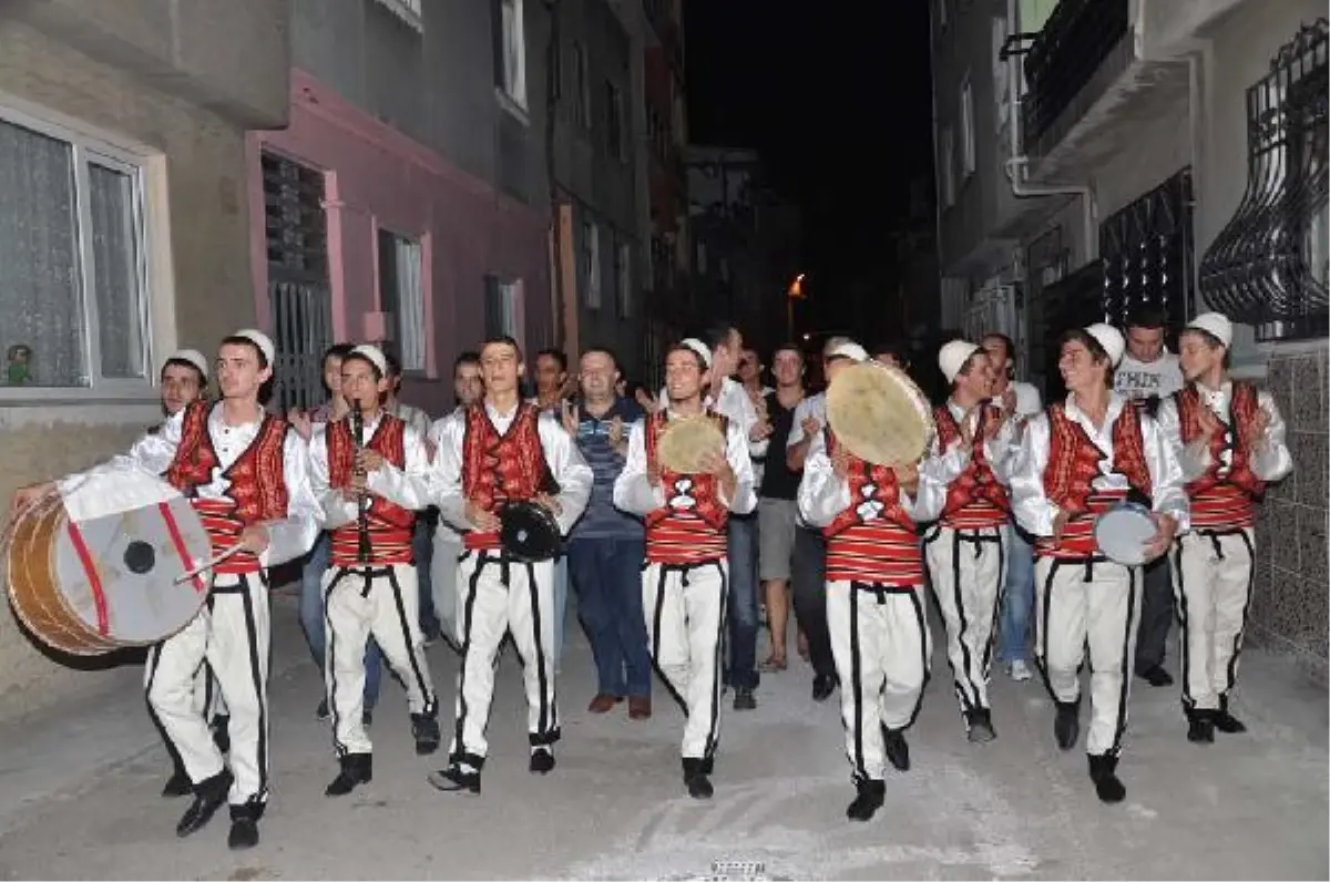 Bursa\'da Klarnetli Sahur