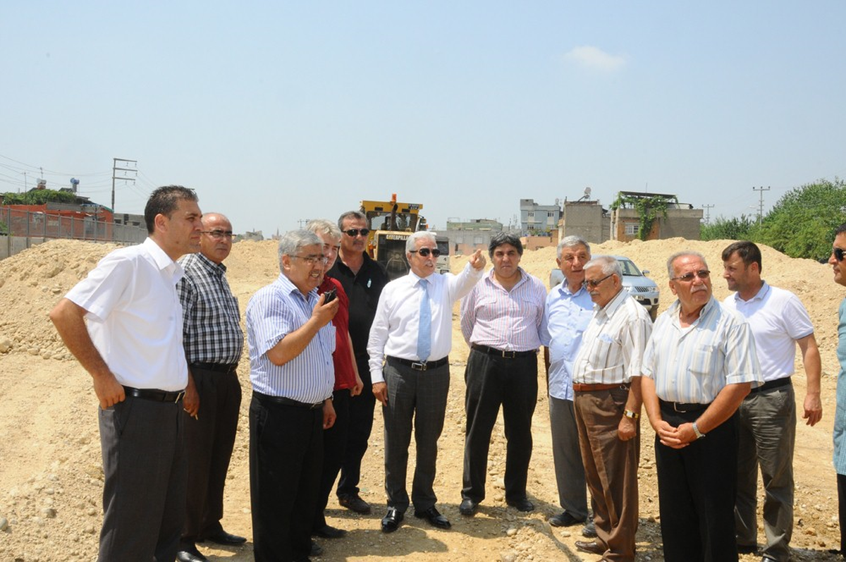 Büyükşehir, Adana Trafiğine Neşter Vuruyor