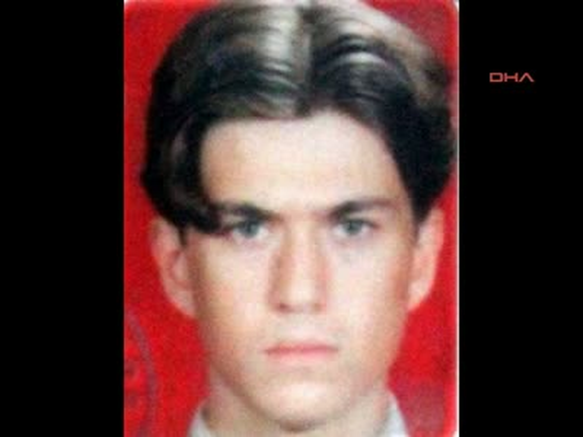 Engelli Genç, 13\'üncü Kattan Düşerek Öldü
