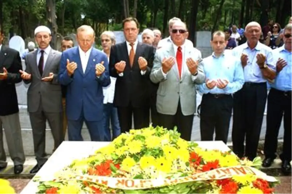 Galatasaray\'da Ali Sami Yen, Ölümünün 61. Yıl Dönümünde Anıldı