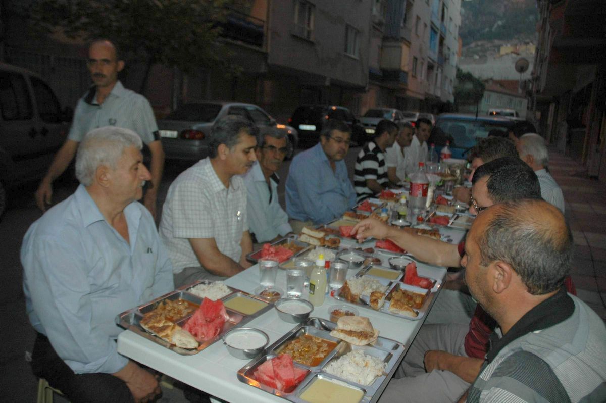İhlas Çalışanları İftar Sofrasında Buluştu