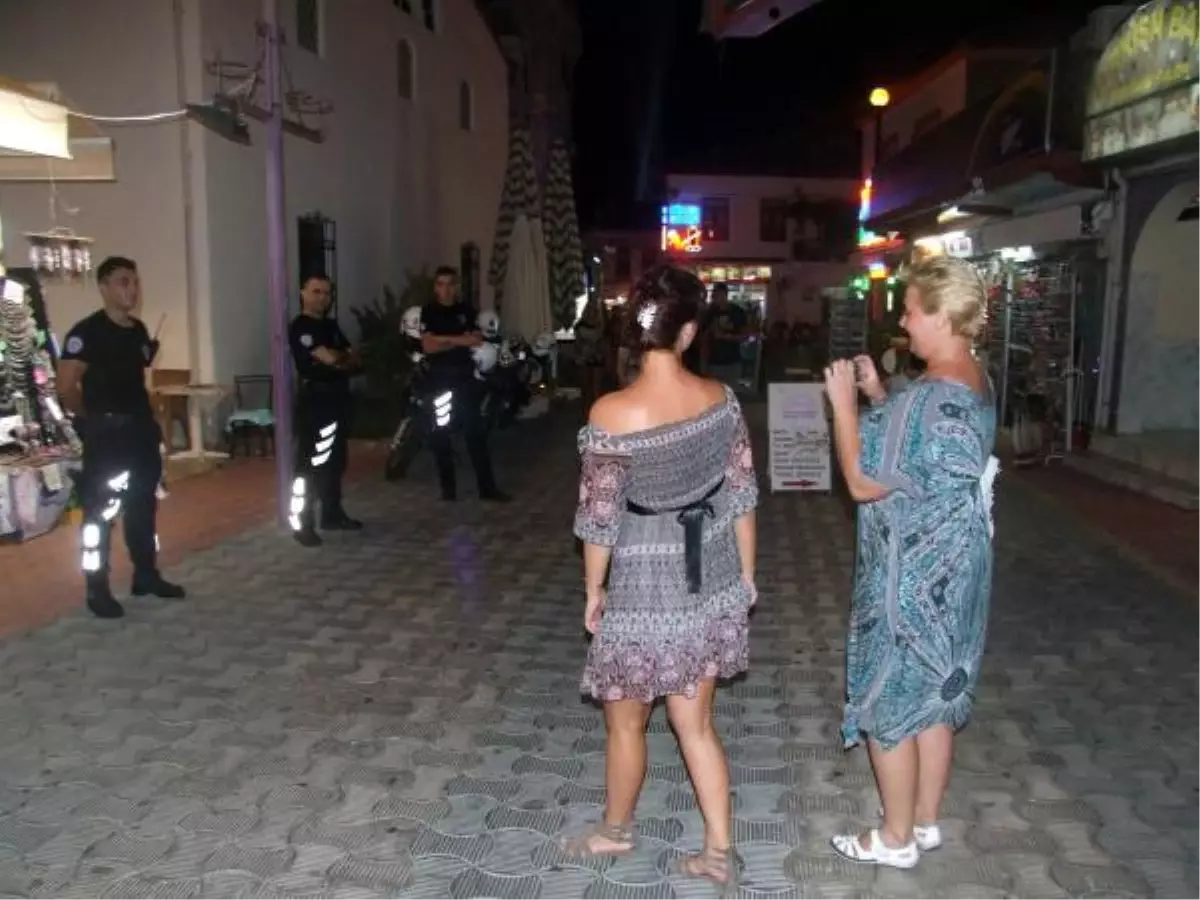 Marmaris Gecelerinde Güvenlik Asayiş Motosikletli Polislere Emanet