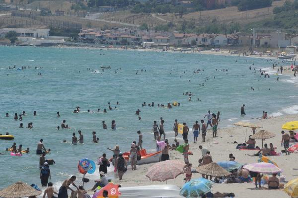 Sıcak Hava Bunalttı, Sahiller Doldu