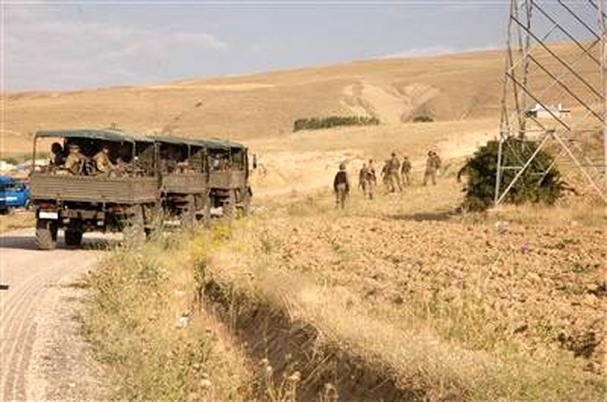 Sınır Taburuna Havanlı Saldırı