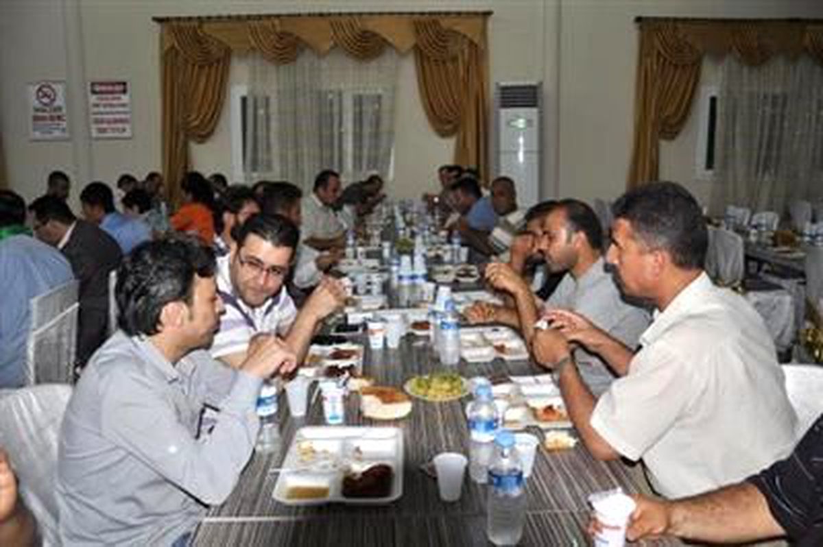 Suriyeliler İftar Yemeğinde Buluştu
