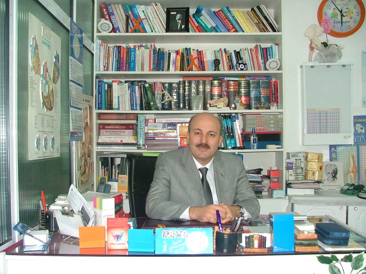 Yaş Sebze ve Meyveleri Bol Suyla Yıkamadan Tüketmeyin