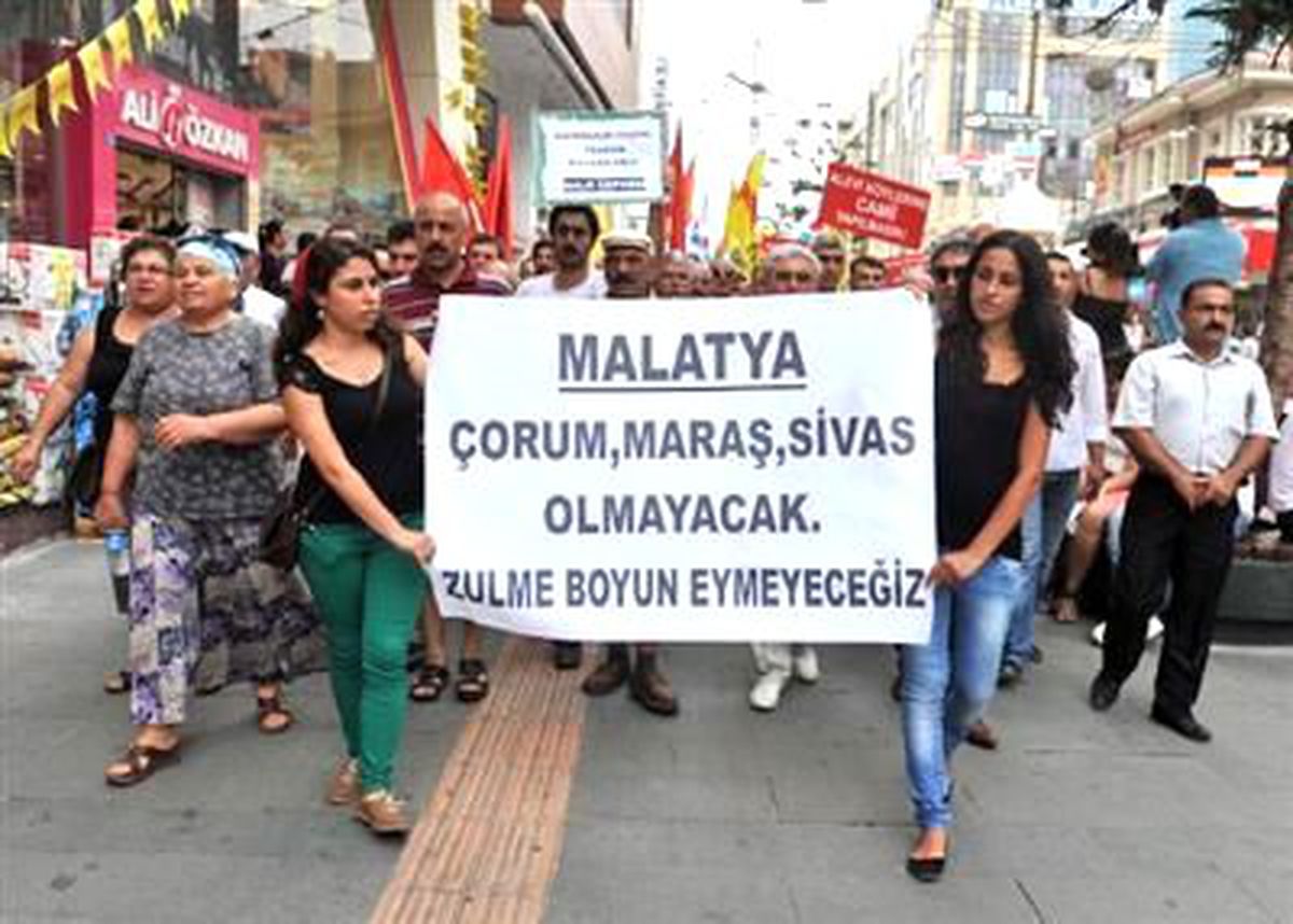 Antalya\'da Aleviler Malatya İçin Buluştu