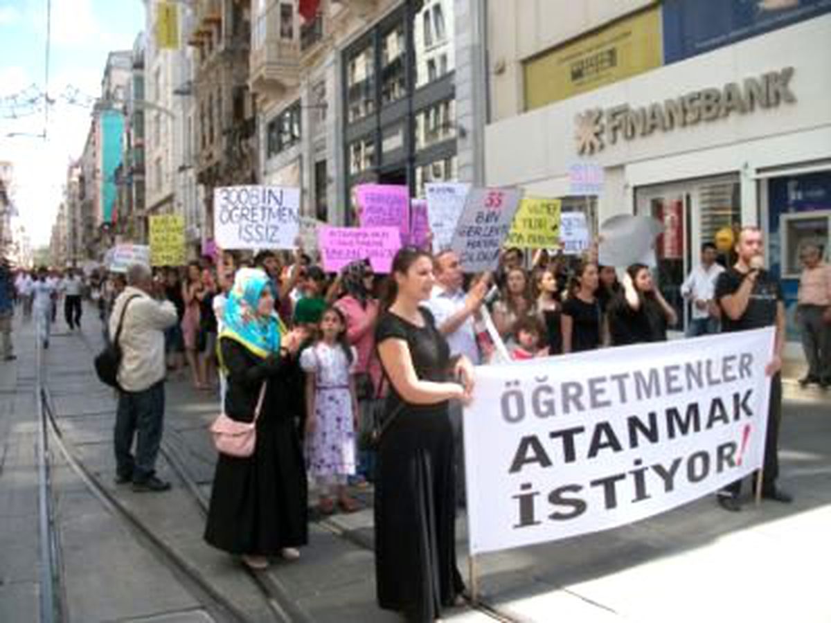 Ataması Yapılmayan Öğretmenler Eylemde