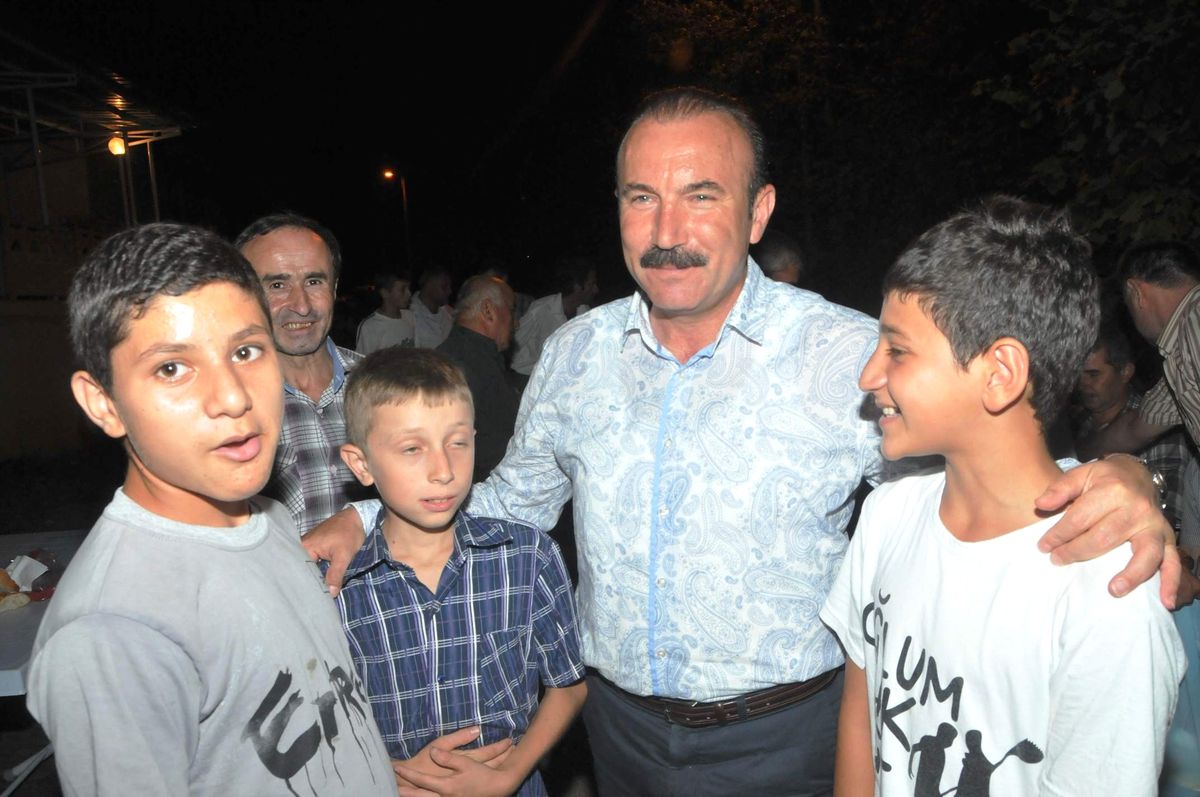 Başkan Doğan İftarda Köy Sofrasına Konuk Oldu
