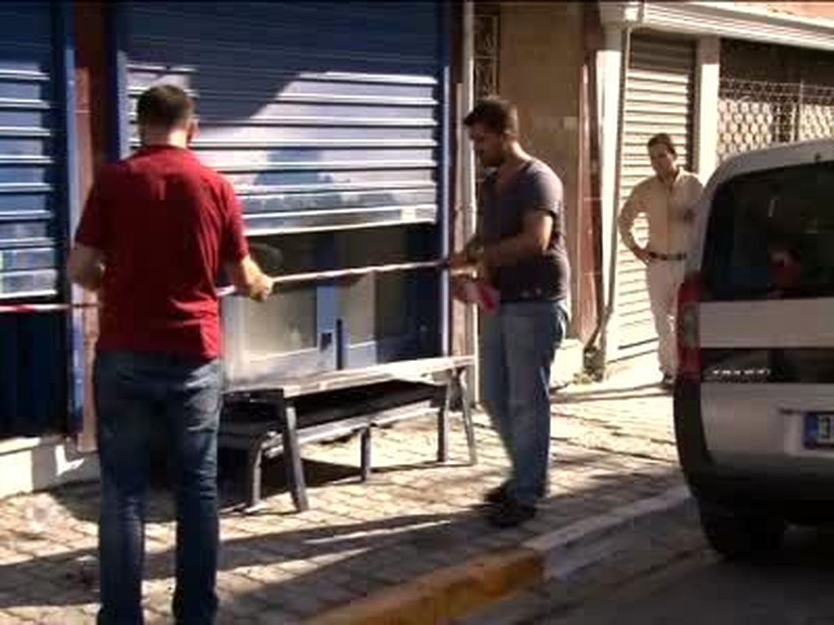Beyoğlu\'nda Markete Molotoflu Saldırı