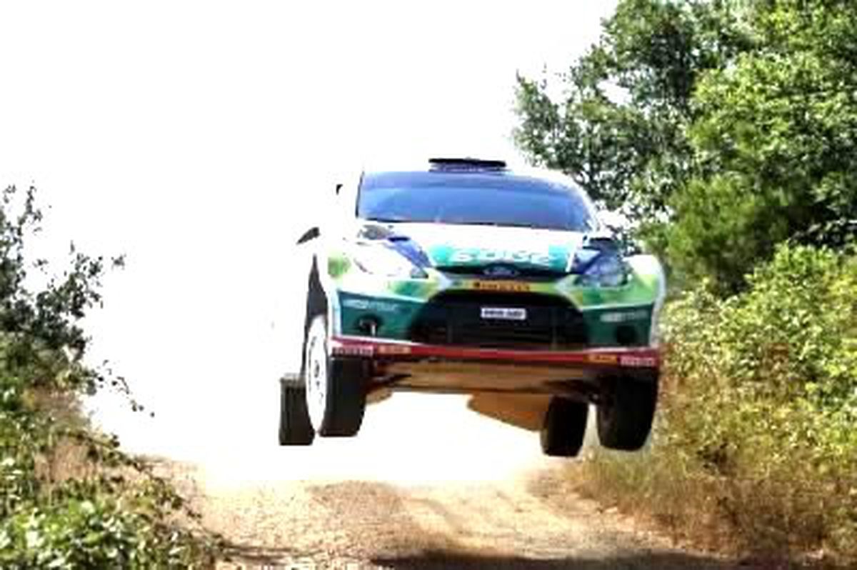 Castrol Ford Team Takımlar ve Pilotlar Şampiyonasında Lider