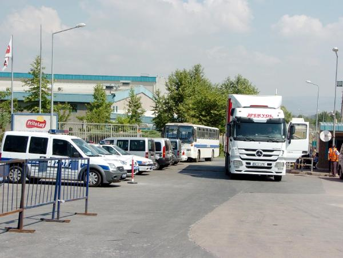 Cips Fabrikası ile Kamyoncular Arasında Nakliye Gerginliği
