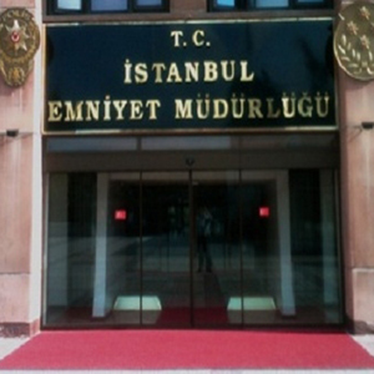 İstanbul Emniyeti\'nde Alarm!