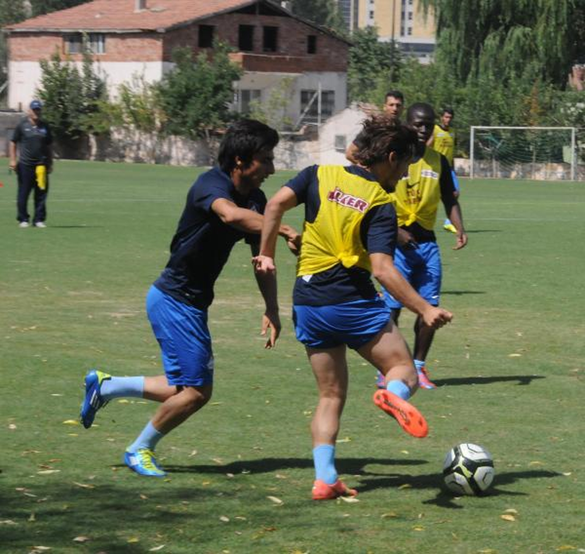 Kantekin: Süper Lig Takımları Gözlerini Gurbetcilerden Çok Bank Asya Takımlarına Çevirmeli