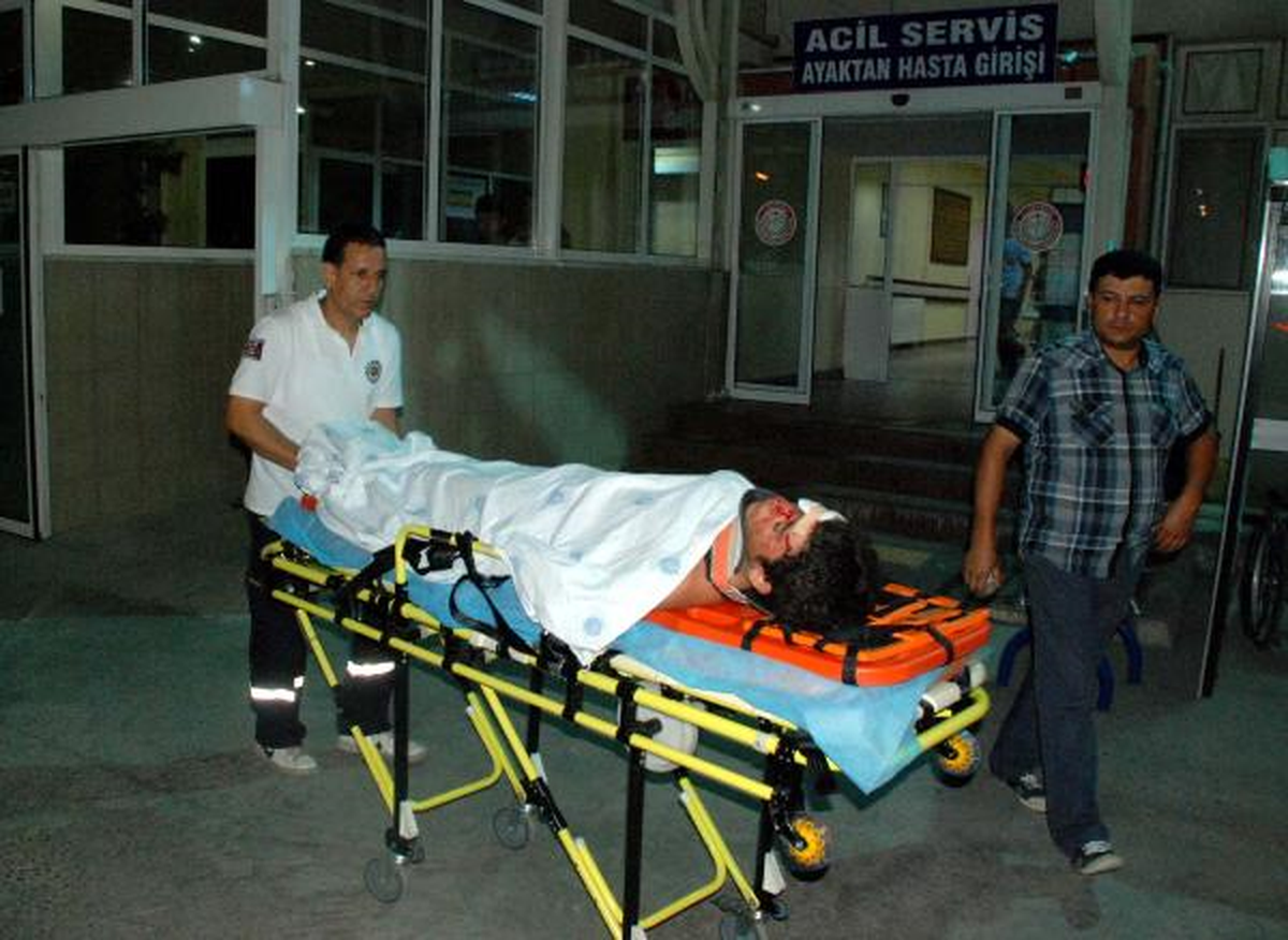 Kazada Yaralanan Çocuğa Fethiye\'de Hastane Bulundu