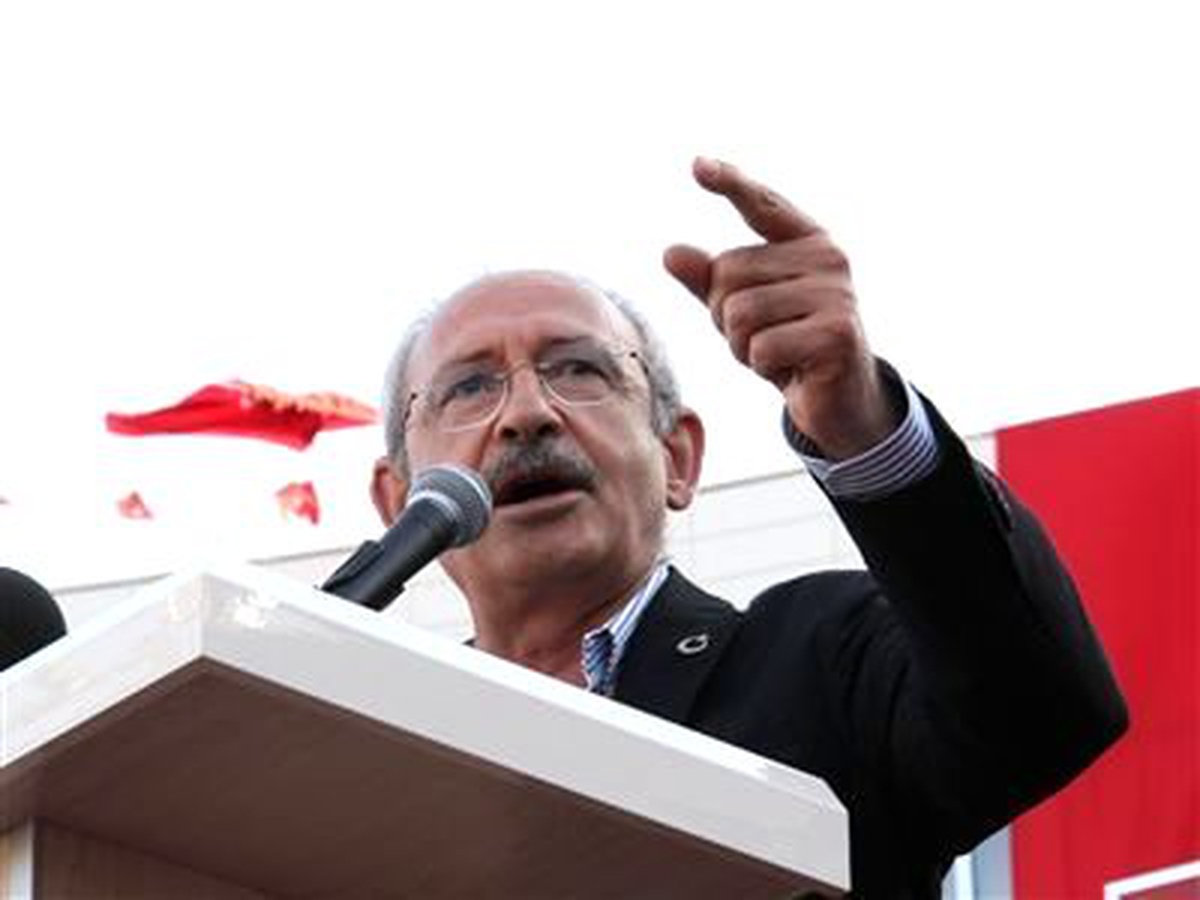 Kılıçdaroğlu\'ndan Partisinin Eski Pm Üyelerine Mektup