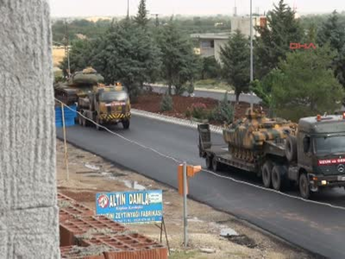 Kilis\'in Suriye Sınırına Tank Sevkiyatı Ek 2