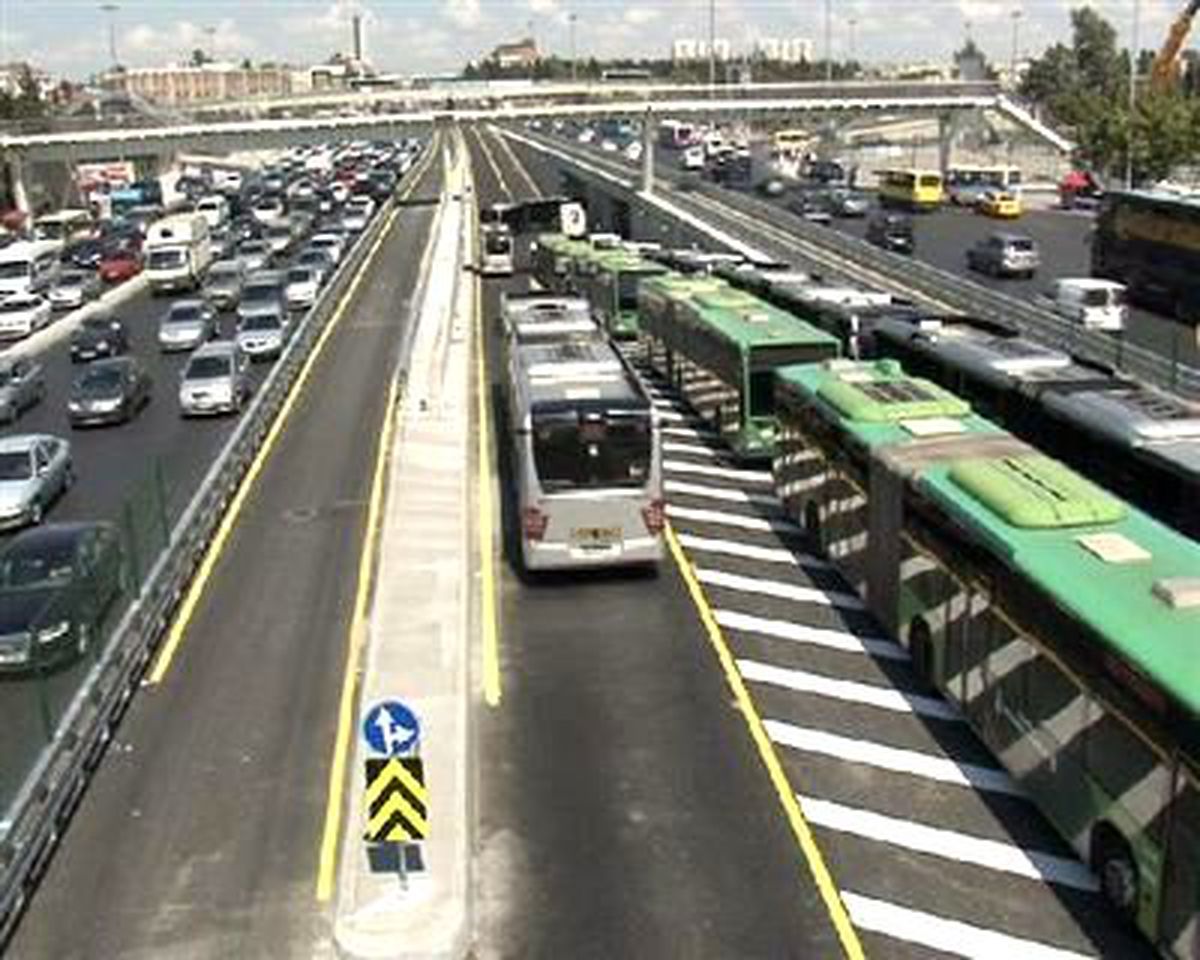 Metrobüs Yolcusuna Kötü Haber