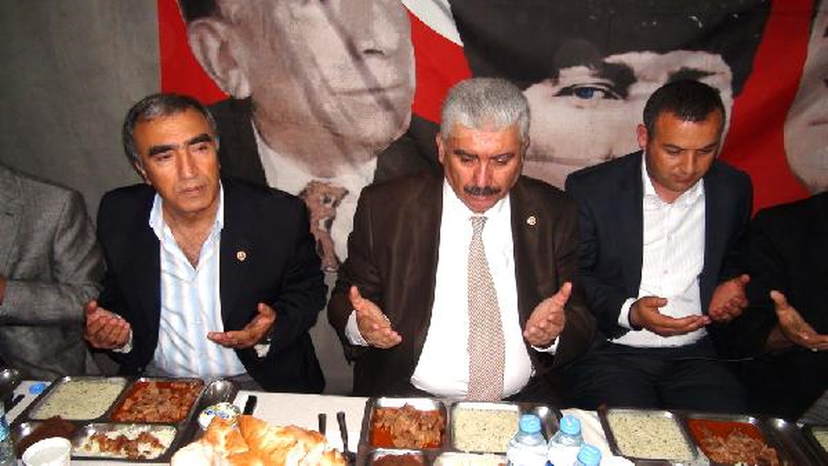MHP\'li Yalçın: Arap Baharı Ayrılıkçı PKK Baharına Dönüşmek Üzere