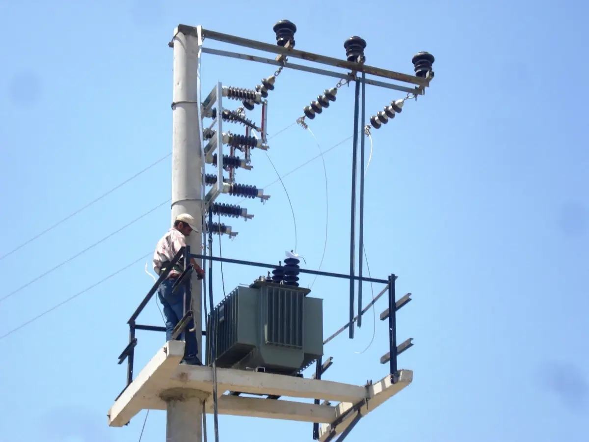 Sarıgöl\'e Yeni Elektrik Trafosu