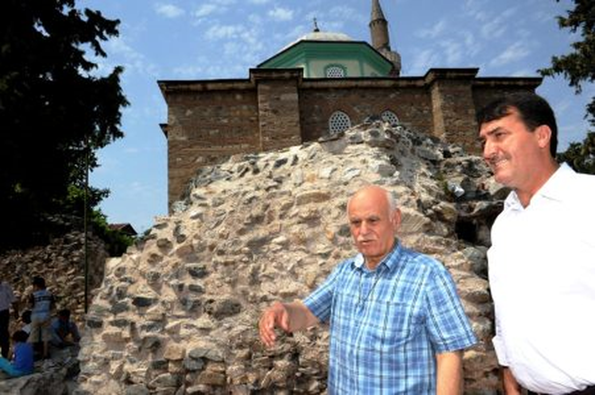 Tarihimizi Ellerimizle Yok Etmişiz
