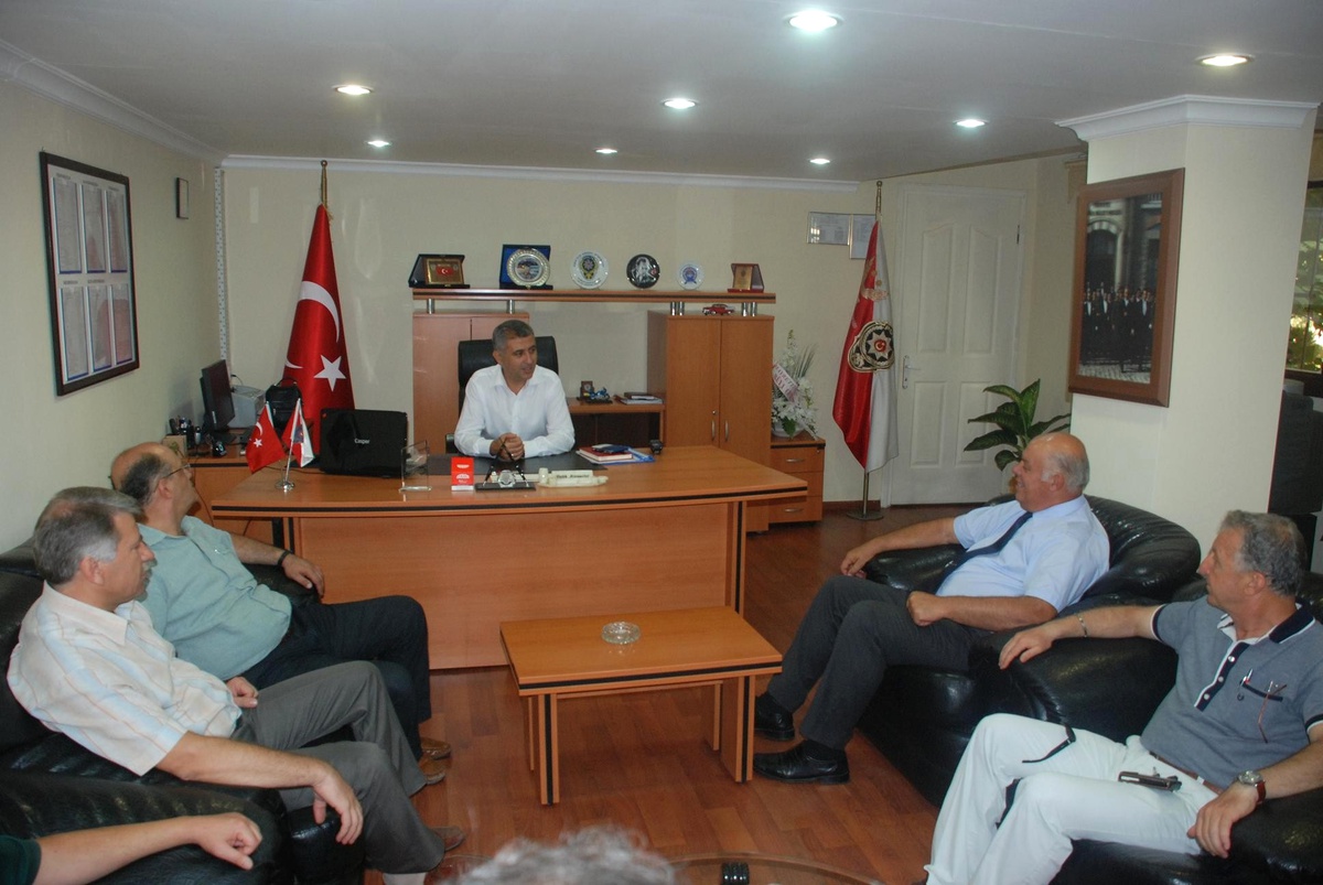 Tayfur Çiçek\'ten Tire Emniyet Müdürü\'ne Hoşgeldin Ziyareti