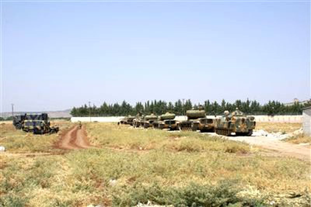 Türk Tankları Suriye Sınırında!