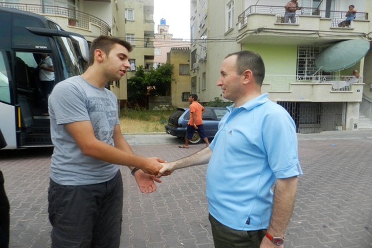 UMEP\'in Gençleri Ülkelerine Döndü