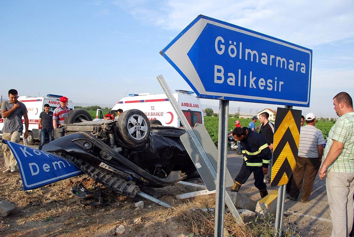 6 Ayda 1463 Kişi Trafik Kazasında Öldü