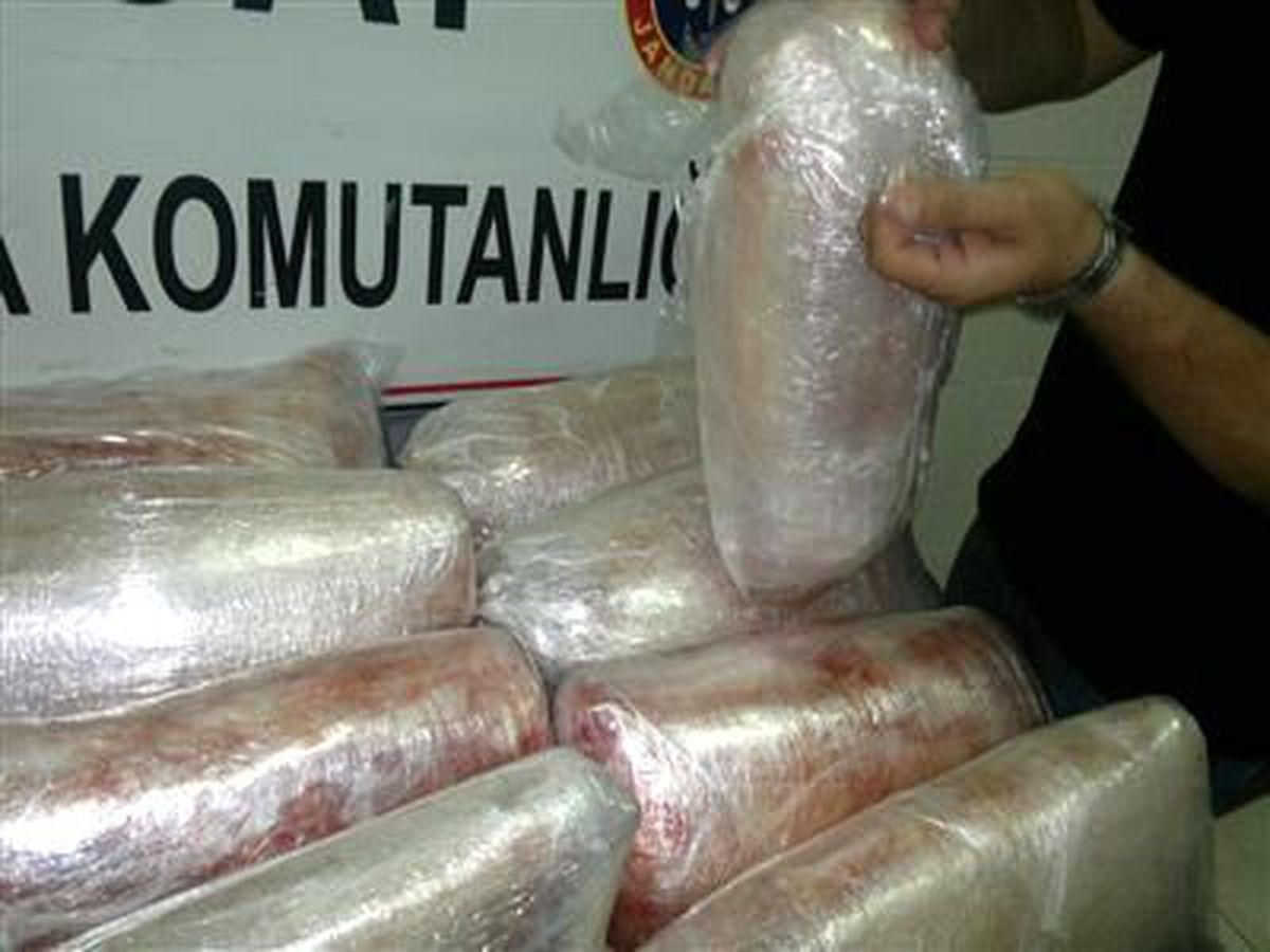 Akhisar\'da 1 Kilo 200 Gram Esrar Ele Geçirildi