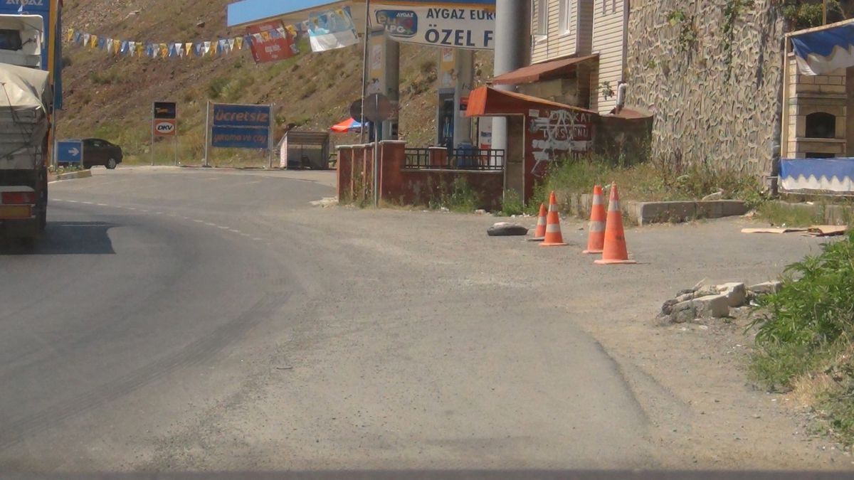 Akyüz\'den Duba Tepkisi