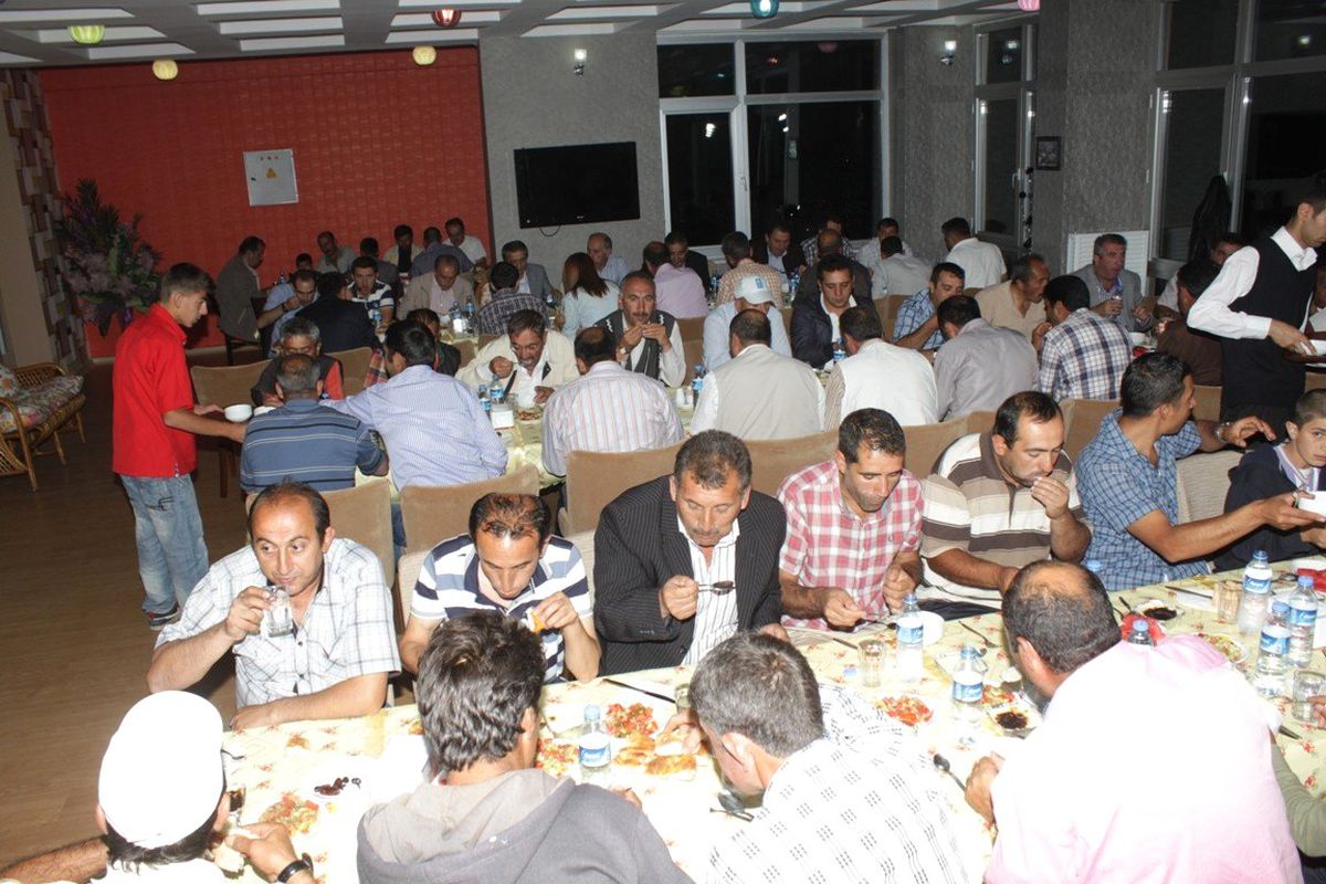 Başkan Bulutlar Personeli ile İftarda Buluştu