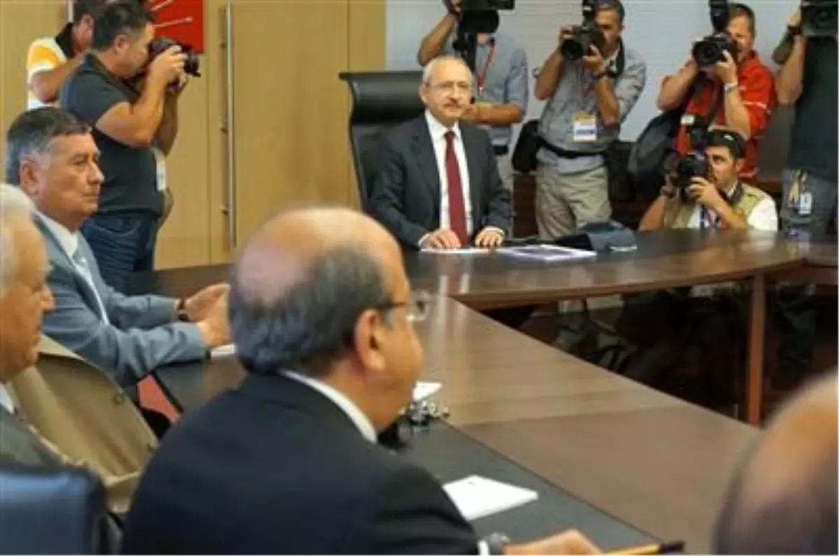 CHP Myk Toplantısı Başladı