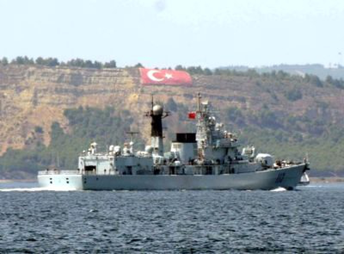 Çin Savaş Gemileri, İstanbul Boğazı\'ndan Geçti